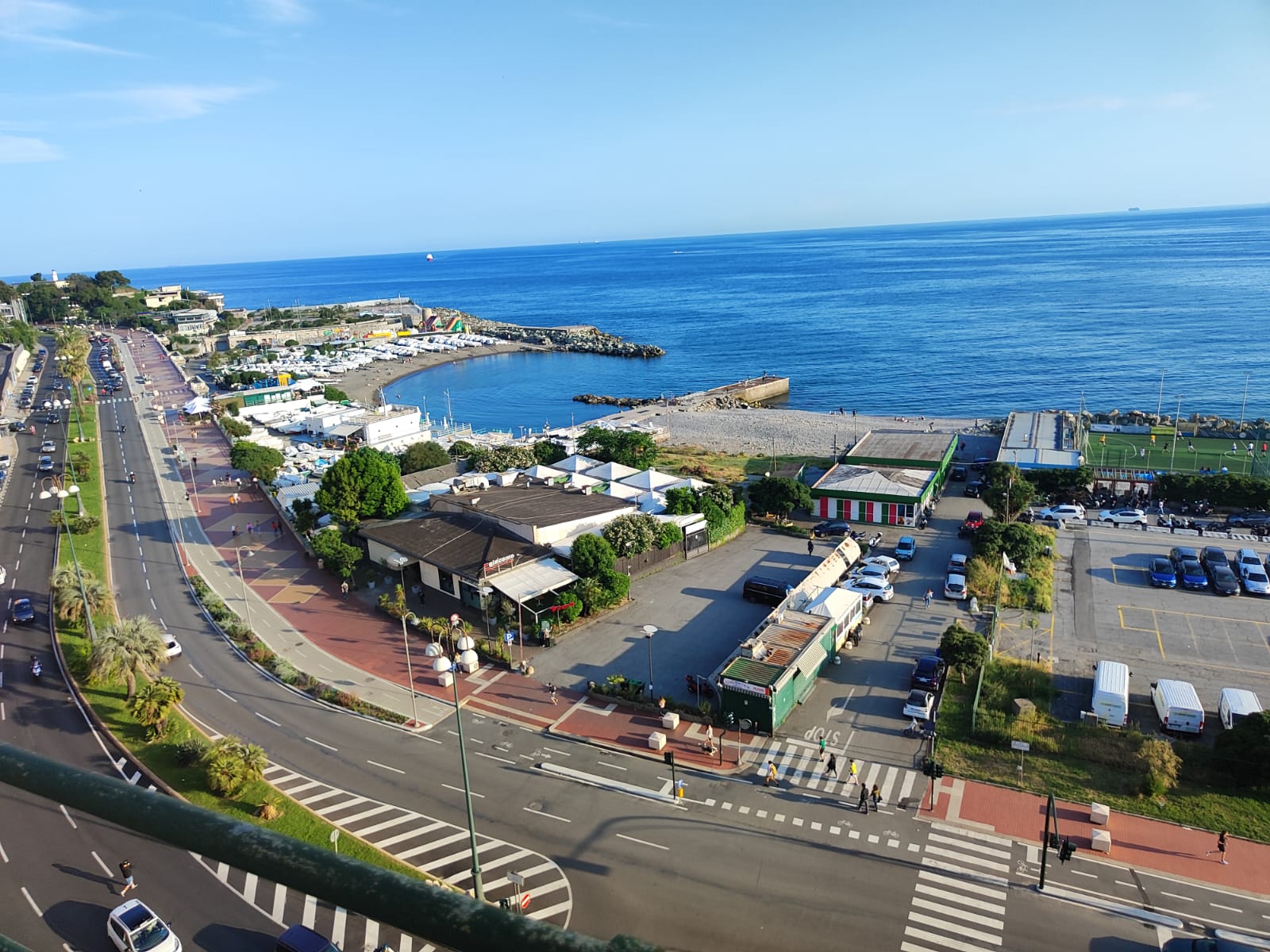 PIENA PROPRIETA FOCE FRONTE MARE